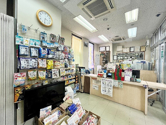 あが中央薬局　待合